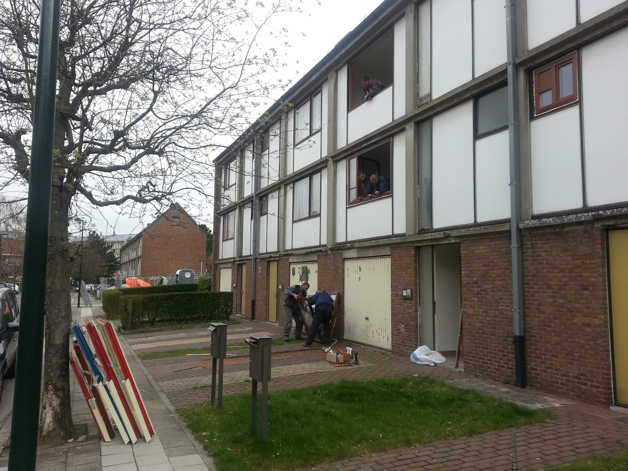Evere – ensemble de 60 maisons — Pose