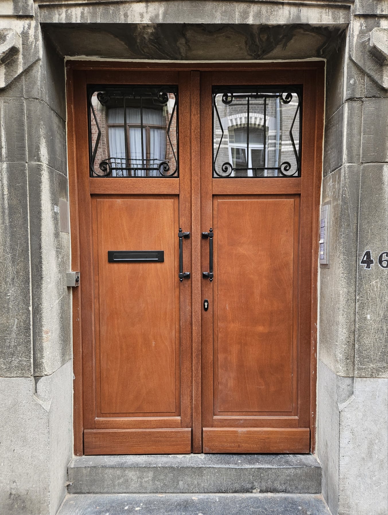 Remplacements de portes en bois à l’identique